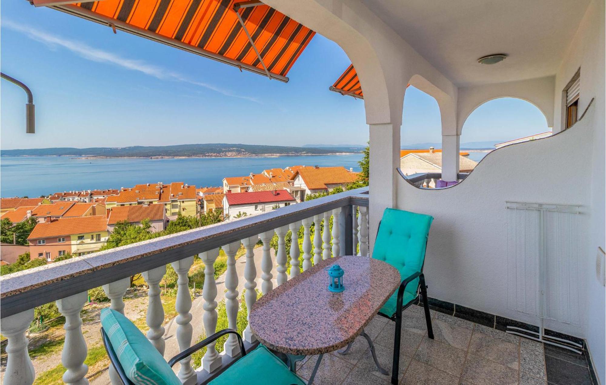 1 Bedroom Cozy Apartment In ซริกเวนิซา ภายนอก รูปภาพ
